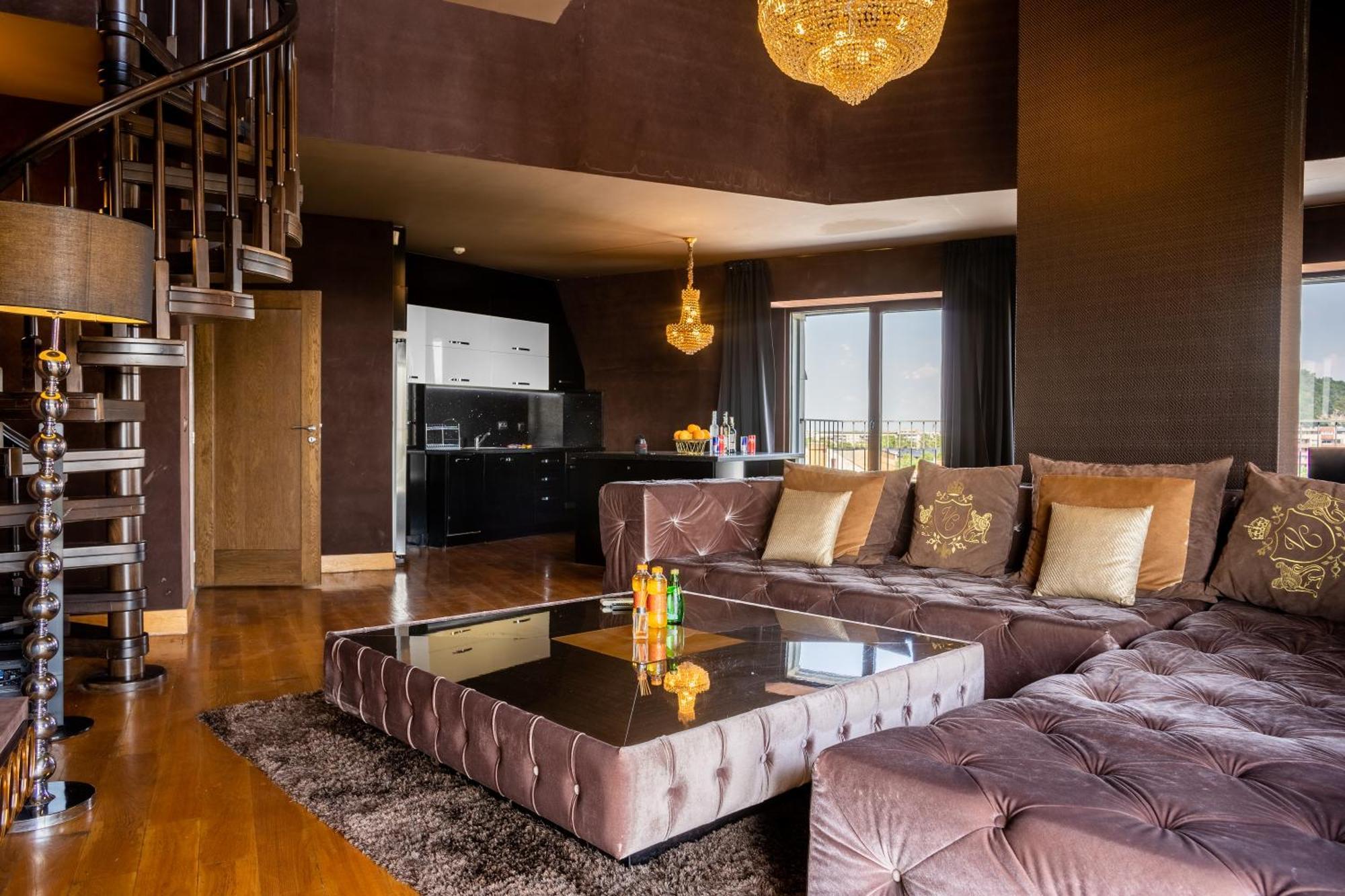 Capital City Center Apart Residence بلوفديف المظهر الخارجي الصورة