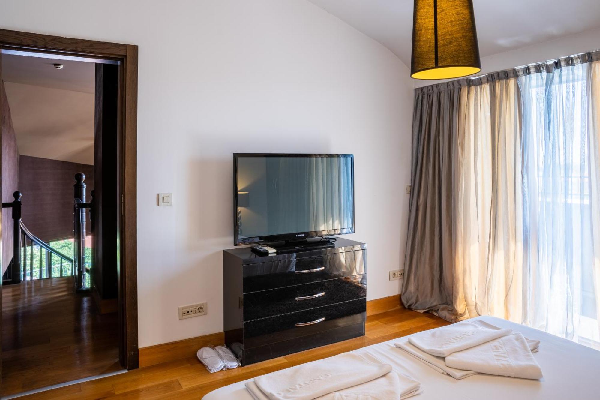 Capital City Center Apart Residence بلوفديف المظهر الخارجي الصورة