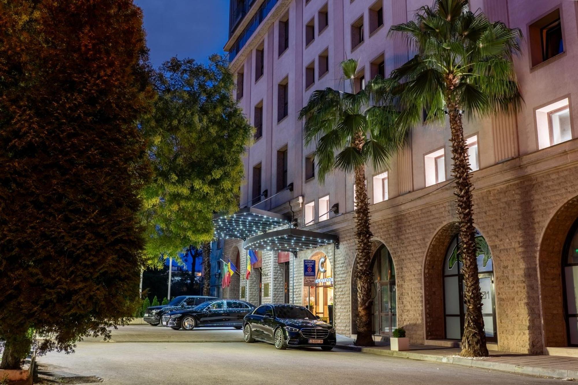Capital City Center Apart Residence بلوفديف المظهر الخارجي الصورة