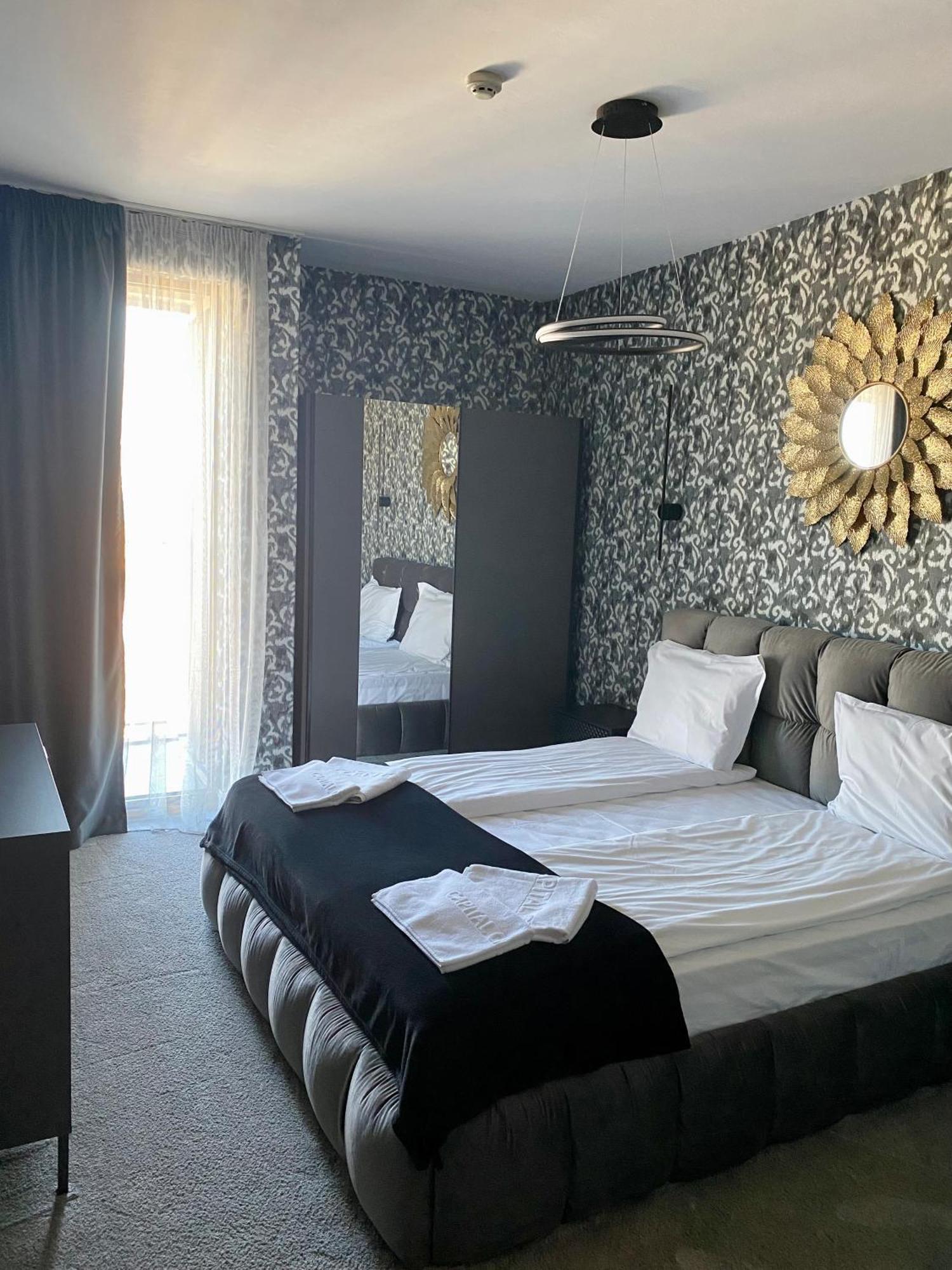 Capital City Center Apart Residence بلوفديف المظهر الخارجي الصورة