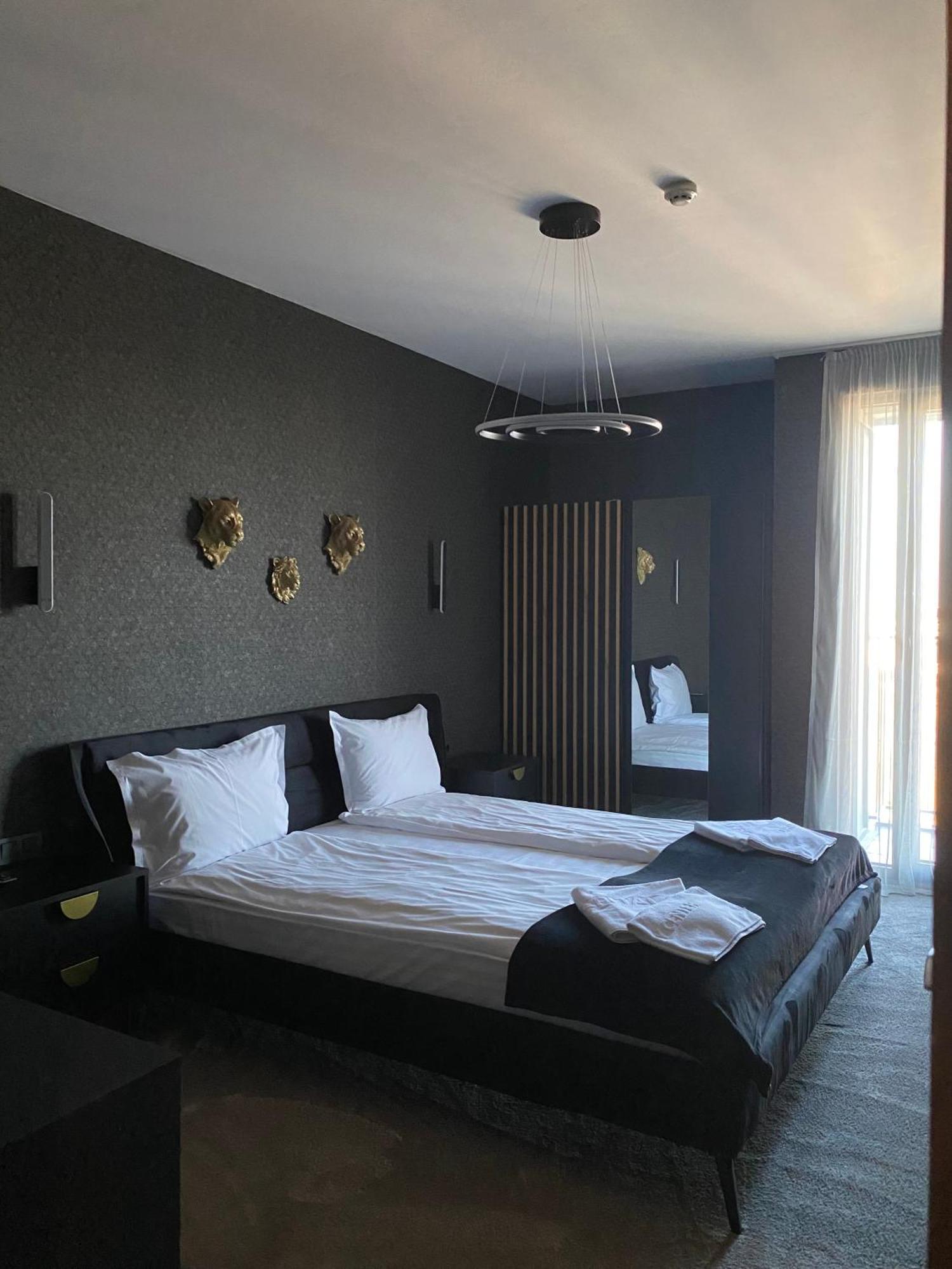 Capital City Center Apart Residence بلوفديف المظهر الخارجي الصورة