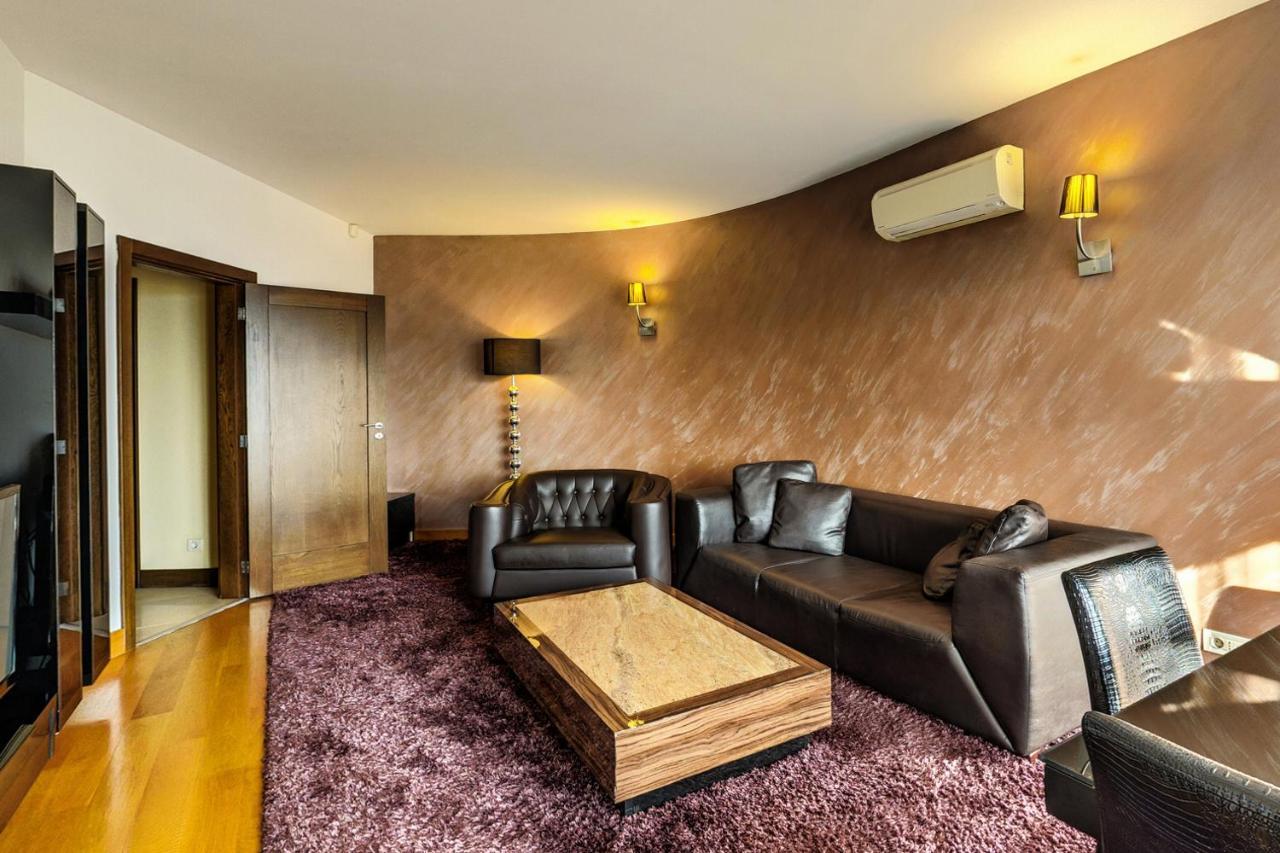 Capital City Center Apart Residence بلوفديف المظهر الخارجي الصورة